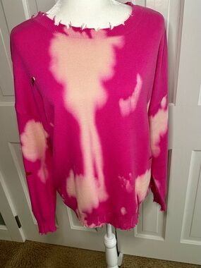Fate Pink and Cream Tie-Dye Distressed Crewneck Sweater
